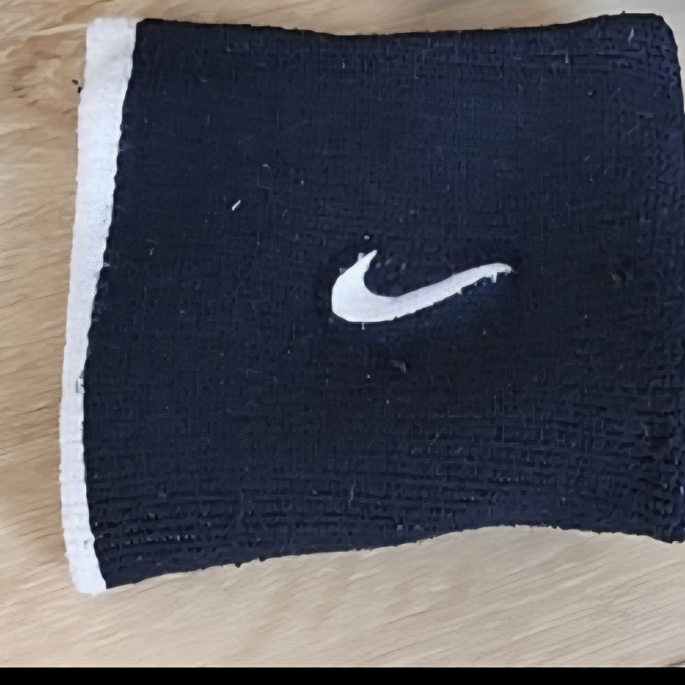 Nike reversible Wristband, Black/white